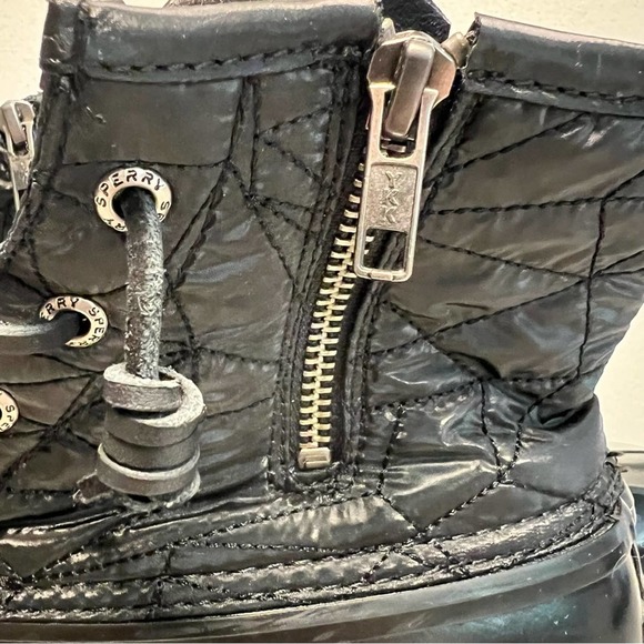 Quilted Waterproof Boots - Picture 4 of 9